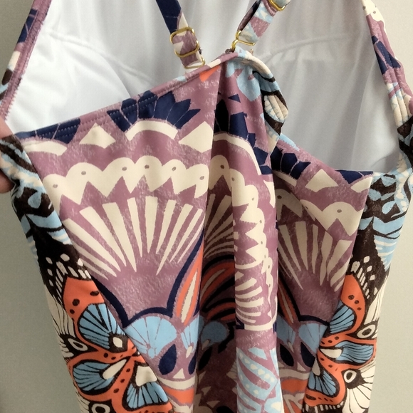 Colorful Patterned Halter Dress - Picture 2 of 7